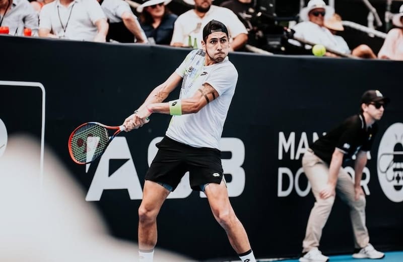 el chileno cayó ante Darderi en el ATP de Auckland