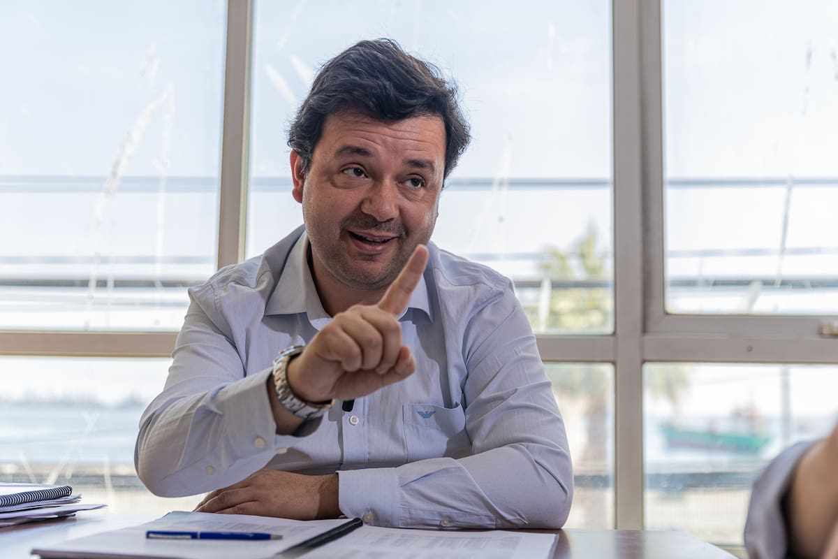 "De los diez casos que indaga la UAF, no sabemos ni quiénes son ni qué RUT tienen, ni en qué proceso están", señala el magíster en Finanzas.