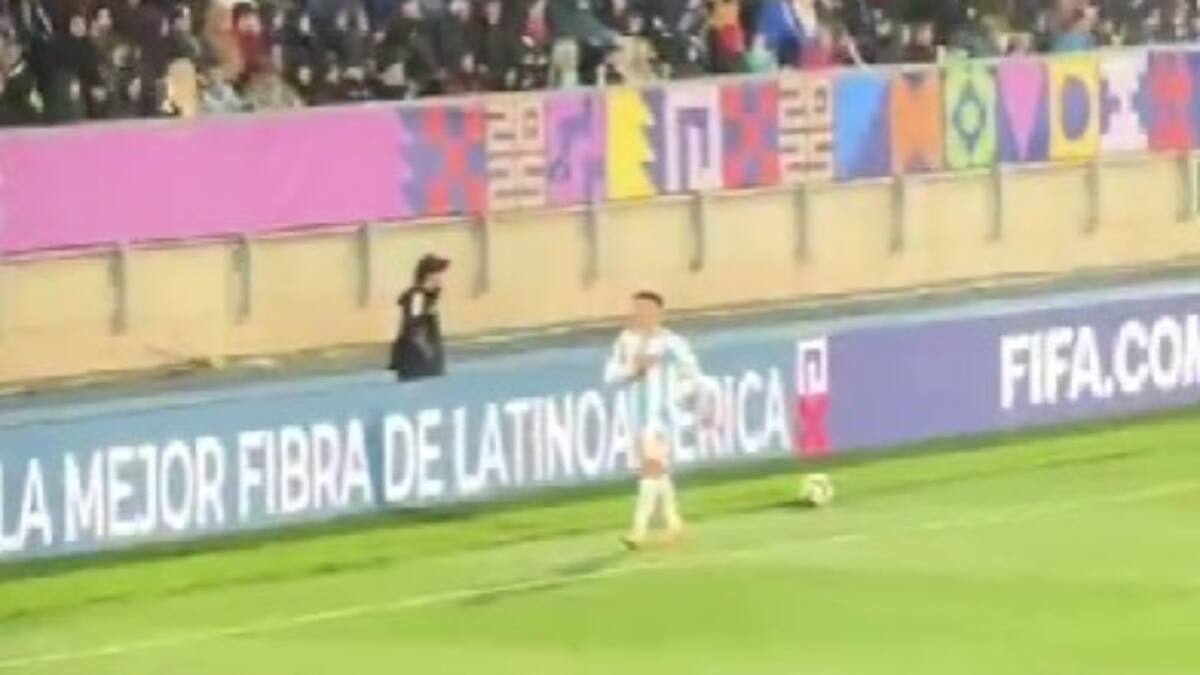 VIDEO | Jugador de Argentina provocó a los hinchas chilenos con estos gestos en el Mundial Sub 20