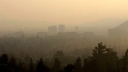 Declaran alerta ambiental en Santiago “por condiciones de ventilación adversas”: ¿Habrá restricción vehicular este 25 de mayo?