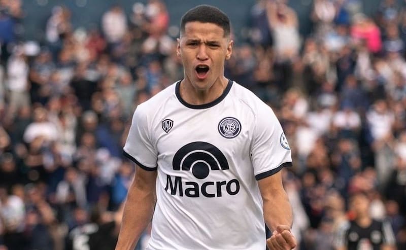 en la órbita de Colo Colo.