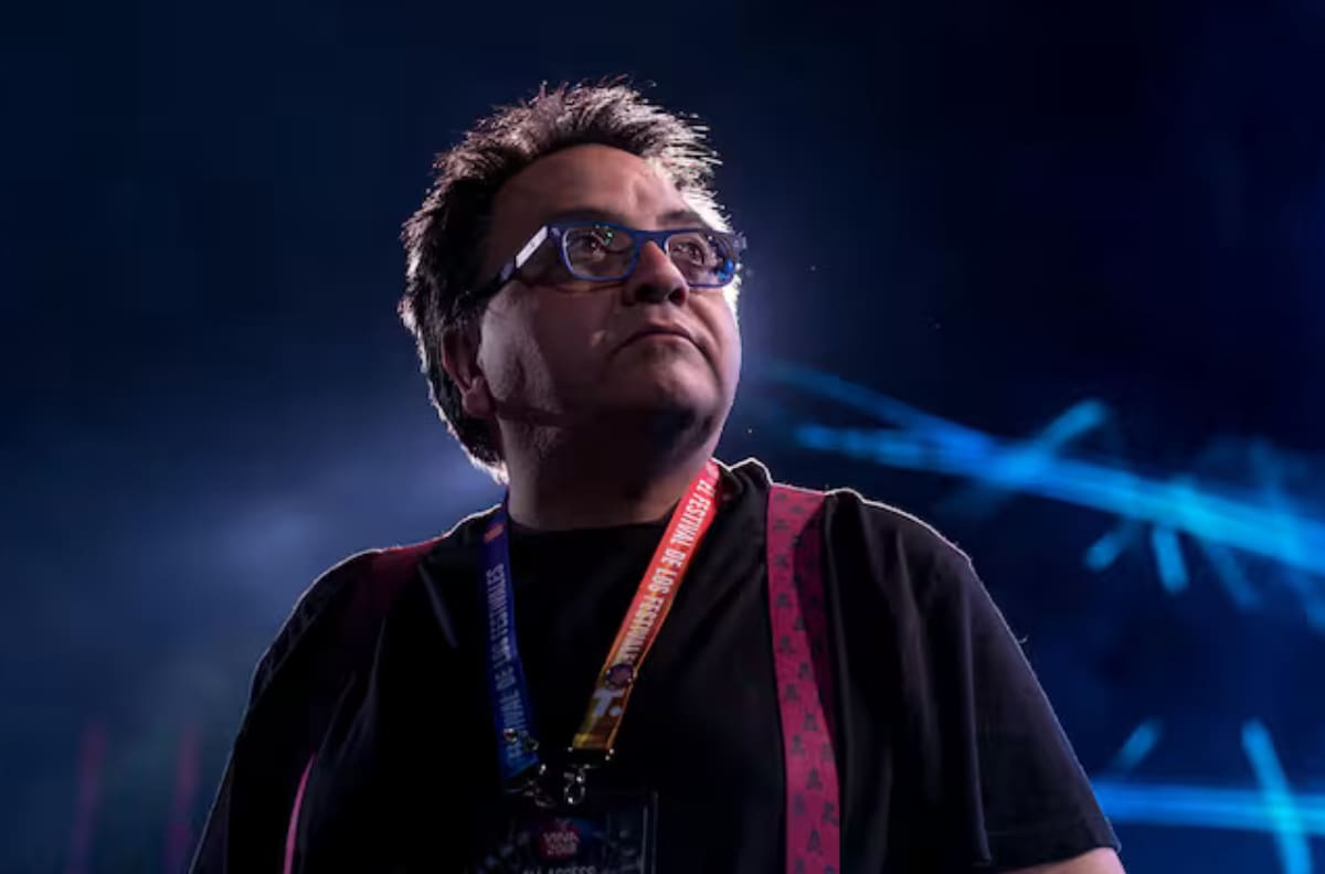 Nuevo terremoto en Mega: Despiden a Álex Hernández, director histórico del Festival de Viña