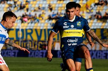 Cortado por indisciplina en Everton: el ocaso de Alex Ibacache