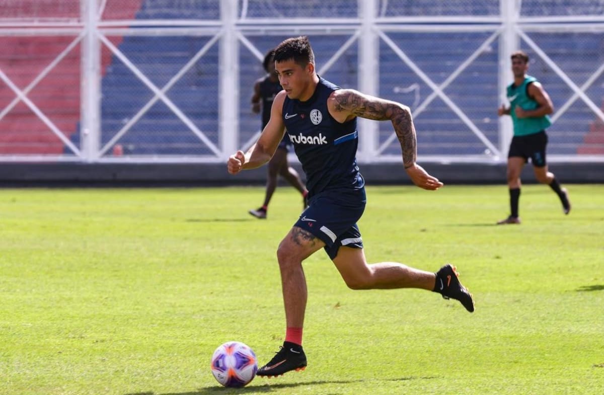 Alex Ibacache aún no debuta en San Lorenzo