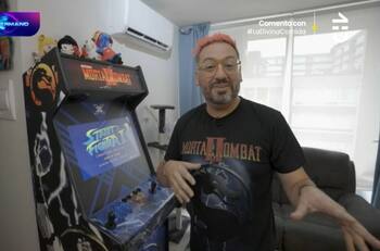 Un mix de entretención: Así es el departamento de Alex Ortiz