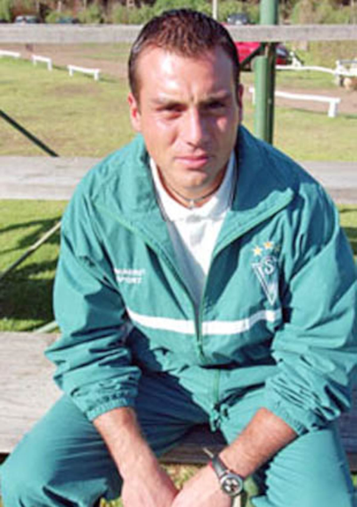 Fue arquero de Wanderers en dos etapas.
