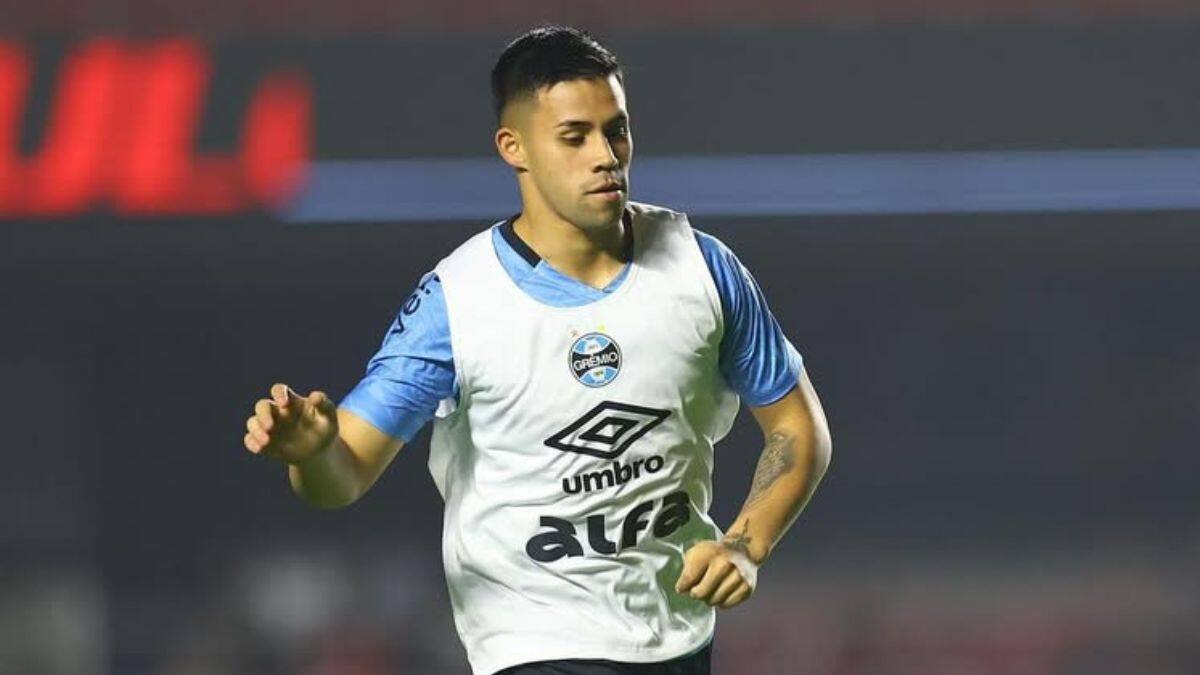 Adiós Brasil: Alexander Aravena deja Gremio y será compañero de otro futbolista chileno en Estados Unidos
