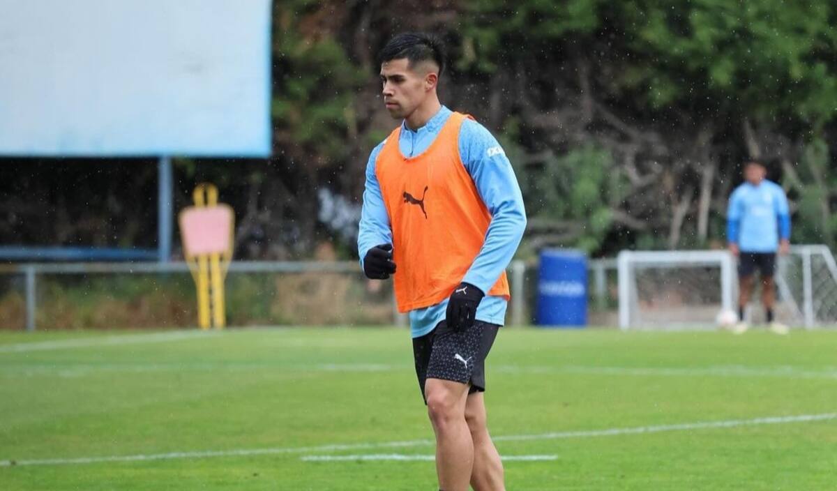Alexander Aravena tendrá que seguir esperando por su debut, que seguramente se dará el fin de semana. (Foto: @Alexander_A9)