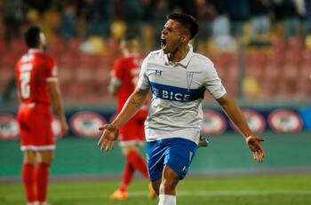 Toby Vega se la juega con osada predicción: “Si se refuerza, Universidad Católica será el campeón del torneo”