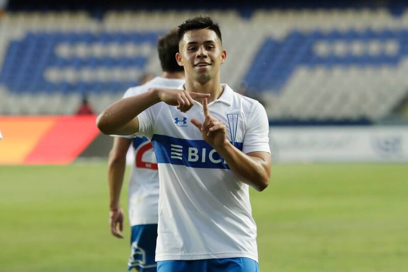 Alexander Aravena suma seis goles y dos asistencias en el Campeonato Nacional con Universidad Católica.