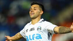 Mensaje para el DT: Alexander Aravena marcó este gol en la contundente victoria de Gremio