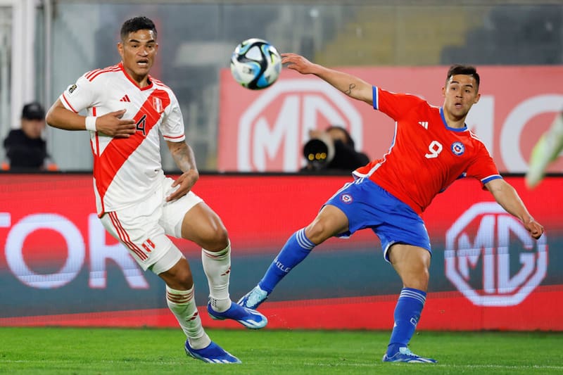 Alexander Aravena mandó un pase gol clave para Núñez (Foto: Aton)