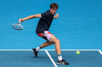 Fue número uno junior: la gran promesa del tenis belga que amenazará a Chile en Copa Davis