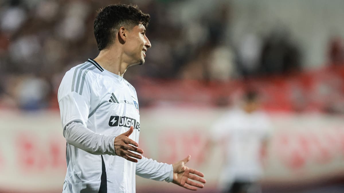 ¡Confirmado! Alexander Oroz dejará Colo Colo, pero con una importante ventaja para el club