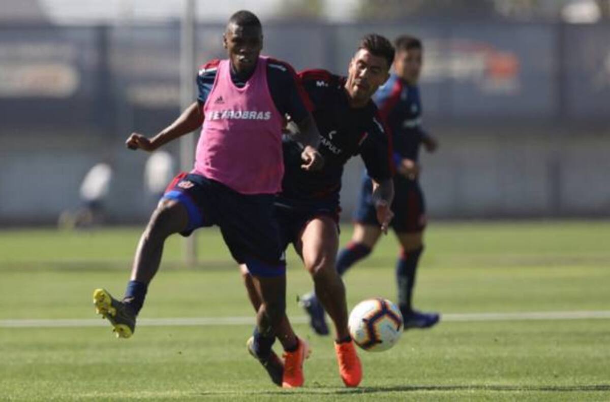La joya que encandiló a Caputto en la pretemporada deberá salir de la U