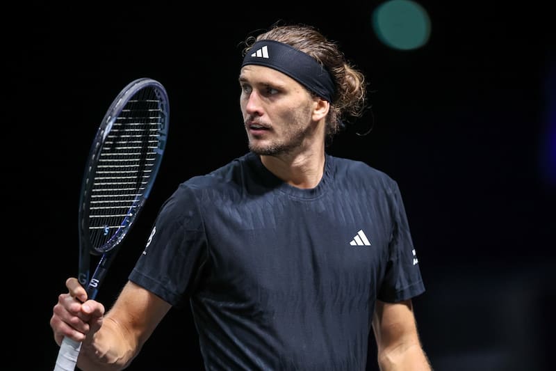 El alemán defiende el título y enfrentará a Medvedev. EFE