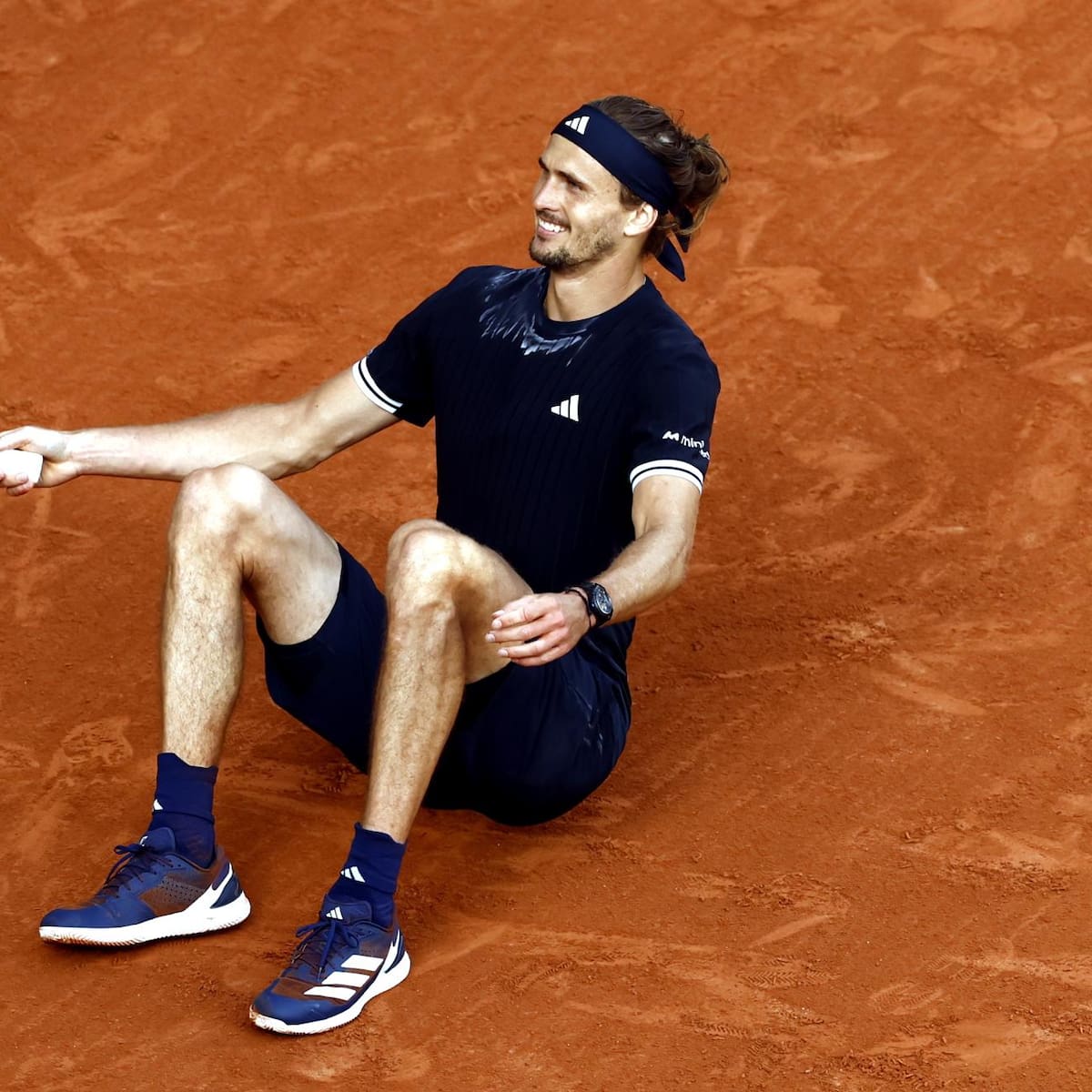VIDEO | No pudo contener las lágrimas: la emoción de Alexander Zverev tras coronarse campeón de Roland Garros