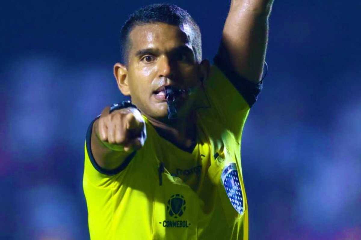 Dirige a Chile contra la Verdeamarela de Carlo Ancelotti.