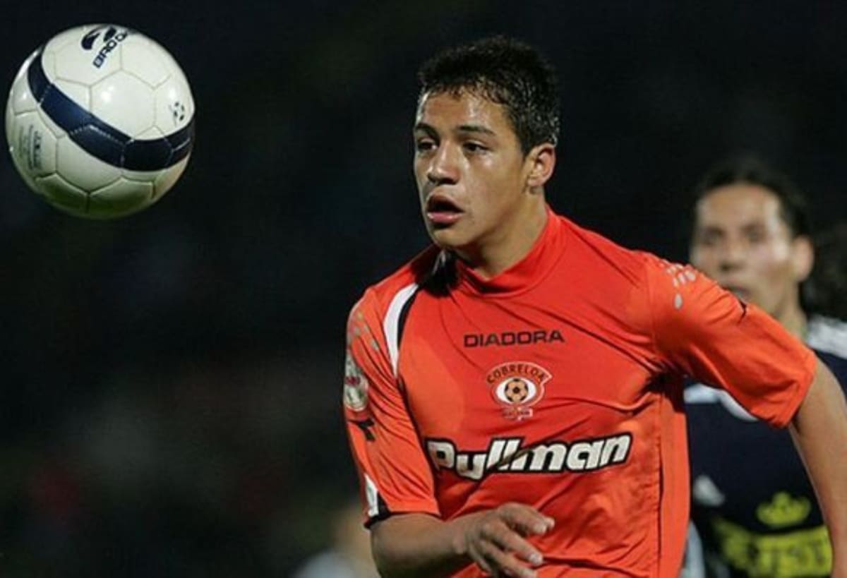 El Niño Maravilla con la camiseta loína.