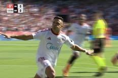 VIDEO | No pidió perdón: Alexis Sánchez le marcó al Barcelona con la camiseta del Sevilla
