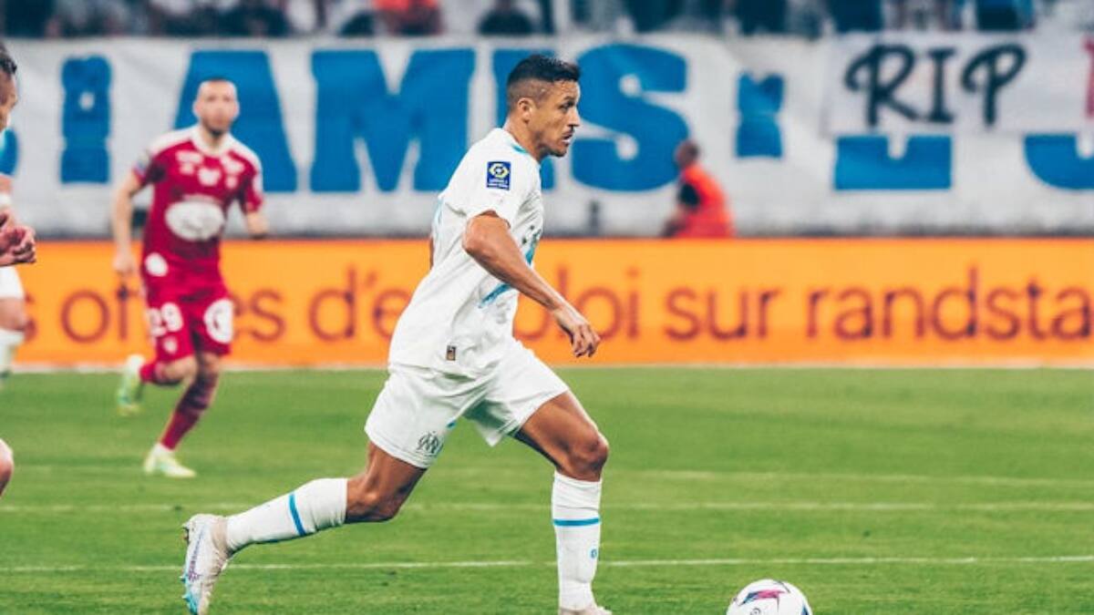 Prensa francesa reprobó actuación de Alexis Sánchez en derrota del Marsella.