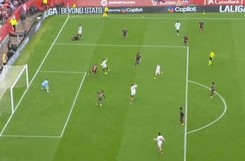 VIDEO |¡Era el gol del año! El increíble pase de taco de Alexis Sánchez que el Sevilla no pudo concretar