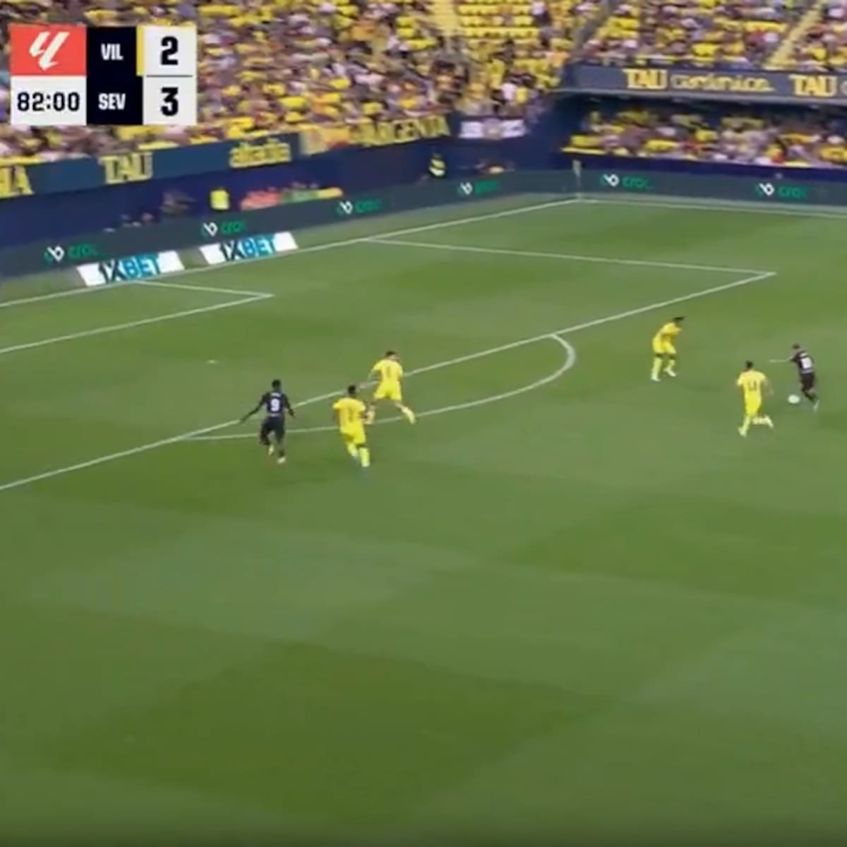 VIDEO | Con la “picardía del chileno”: Alexis Sánchez casi marca este golazo para Sevilla ante Villarreal