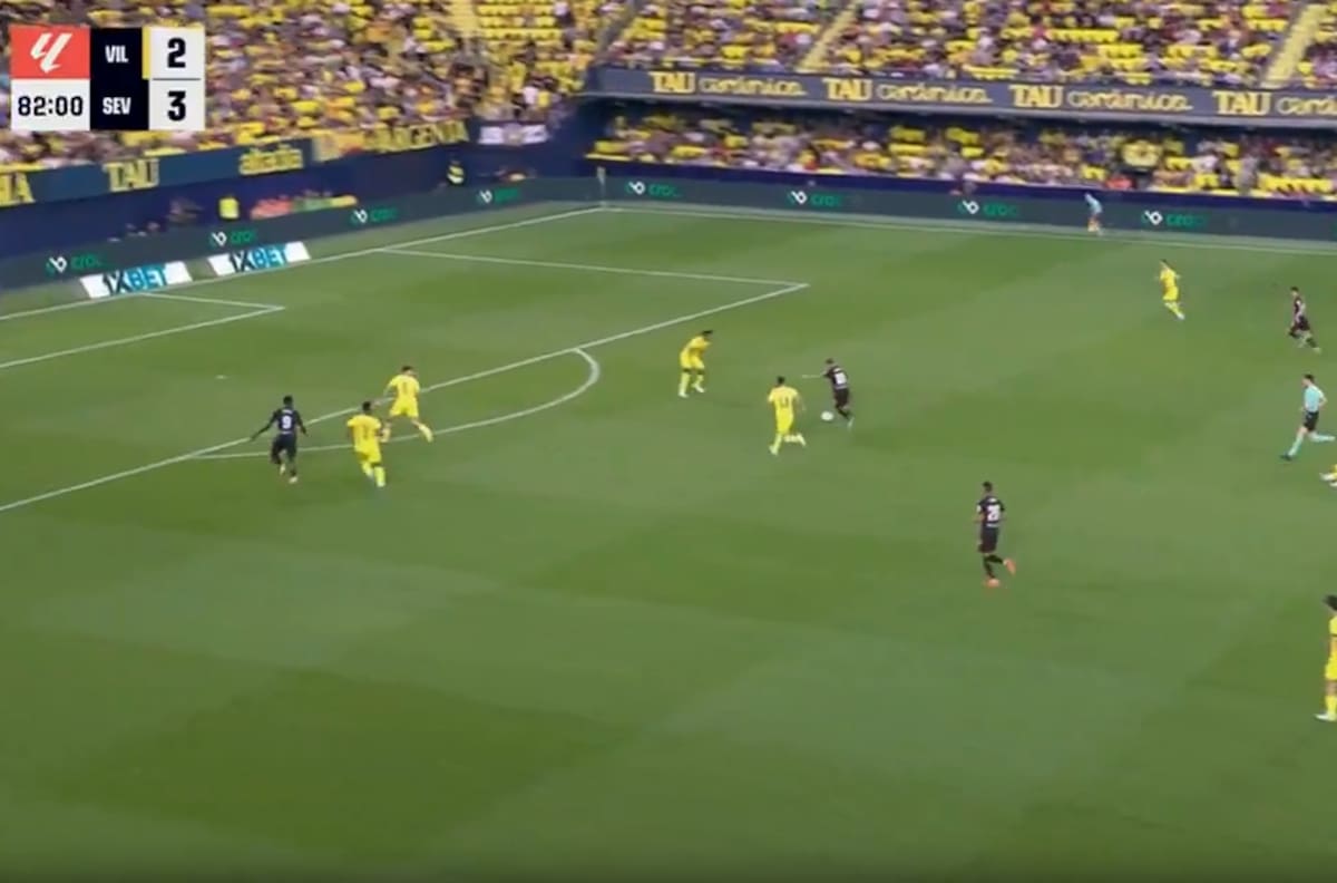 VIDEO | Con la “picardía del chileno”: Alexis Sánchez casi marca este golazo para Sevilla ante Villarreal