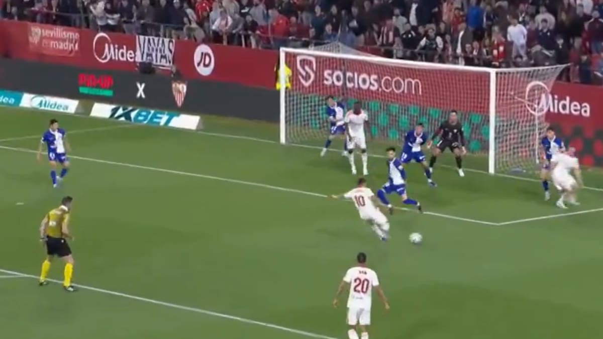 VIDEO | ¡Casi! La gran ocasión que tuvo Alexis Sánchez en la victoria del Sevilla sobre Atlético de Madrid