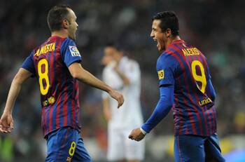 VIDEO | Alexis Sánchez reaccionó al retiro de Iniesta y recordó una gran asistencia que le dio en Barcelona