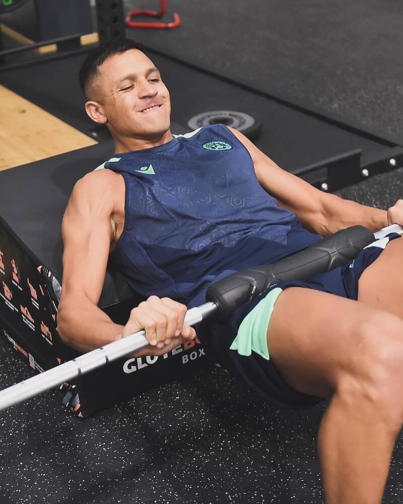 Alexis Sánchez en su primer entrenamiento físico con el Udinese.