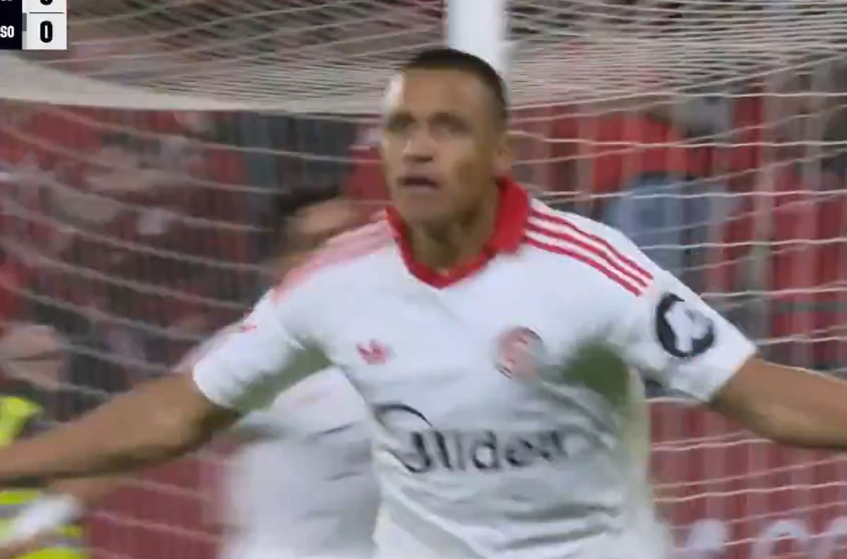 VIDEO | Alexis Sánchez hace estallar a todo Sevilla con este golazo en la lucha por no descender en La Liga