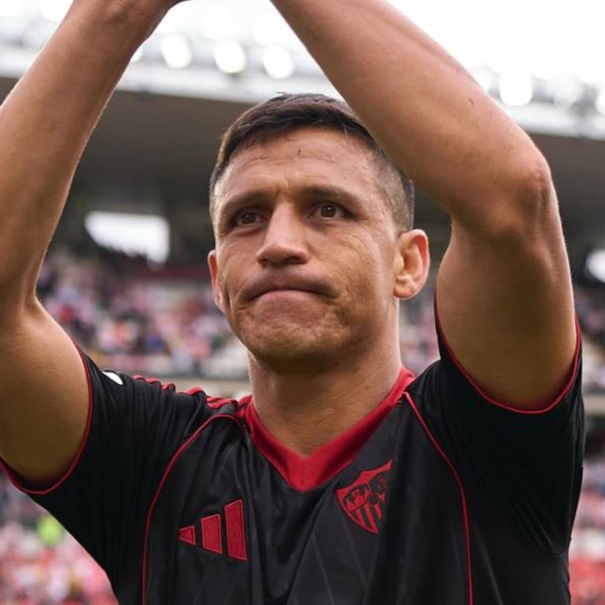 “Alexis Sánchez quiere volver, no sé si a la U o a Colo Colo; es una decisión de él”