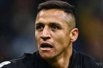 Jugaría Champions League: otro equipo francés se mete en la pelea por Alexis Sánchez