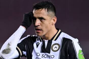 Alexis Sánchez, a lo Iván Zamorano en Udinese