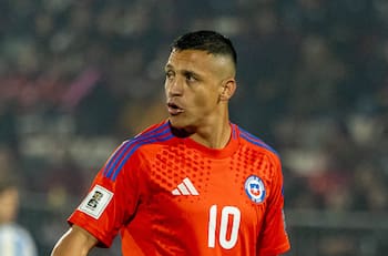 Alexis Sánchez cada vez más lejos del Fenerbahce