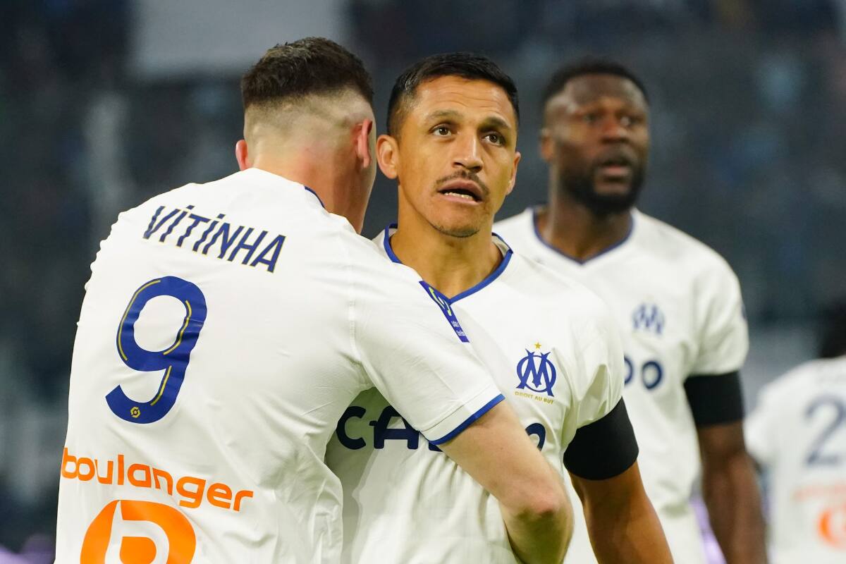 A Alexis Sánchez lo consideran como un líder en el plantel de OM.