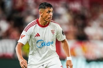 Sevilla con Alexis Sánchez vuelve a perder y queda a tres puntos de la zona de descenso