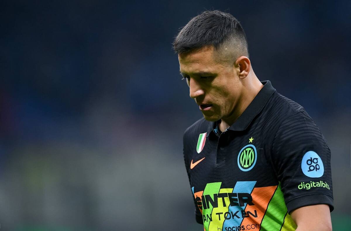 Se le hizo costumbre: la mala decisión que podría afectar a Alexis Sánchez y su futuro en Europa