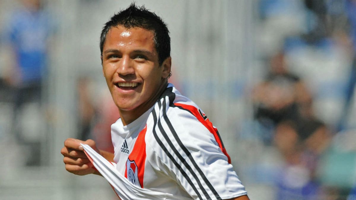 El delantero defendió la camiseta de River Plate en 2007 y 2008.