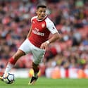 Un mexicano desplaza a Alexis Sánchez