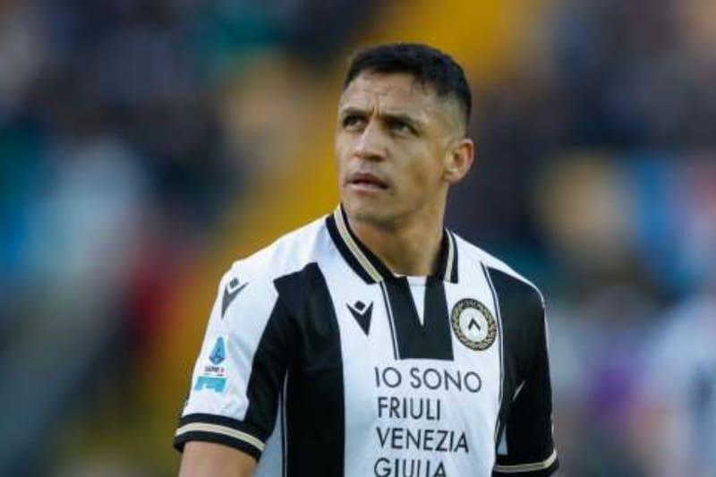 no jugó un solo minuto ante el Napoli y asoma como suplente contra la Lazio.