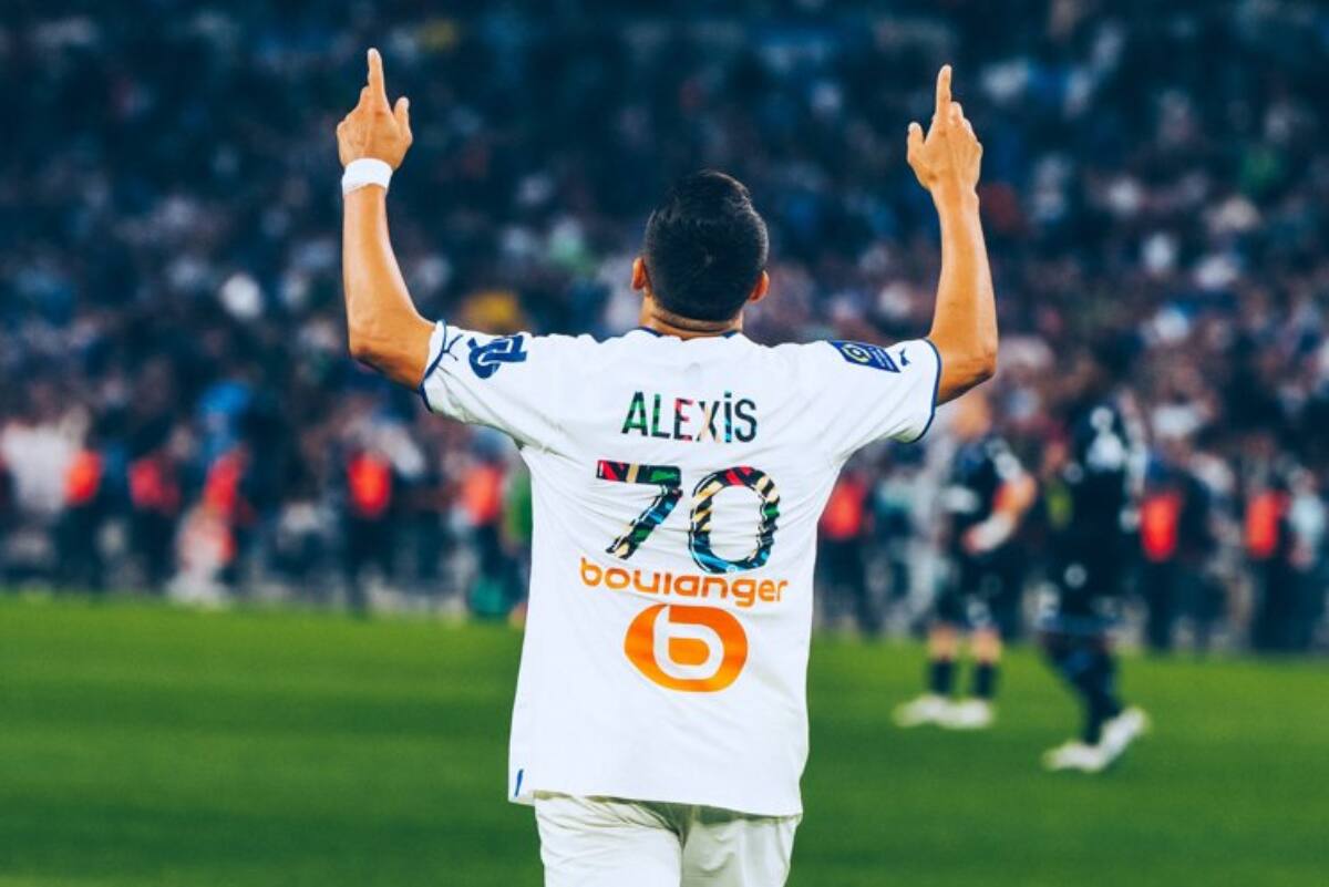 El delantero chileno Alexis Sánchez lleva 17 goles esta temporada con el Olympique de Marsella. (Foto: @OM_Espanol)