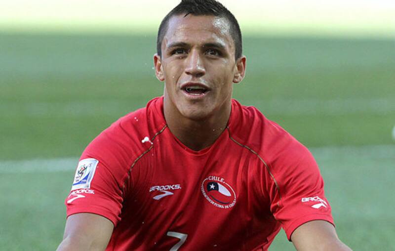 El 2010 contra España fue la última vez que Alexis Sánchez fue reemplazado en La Roja por razones técnicas, antes de los 70'.