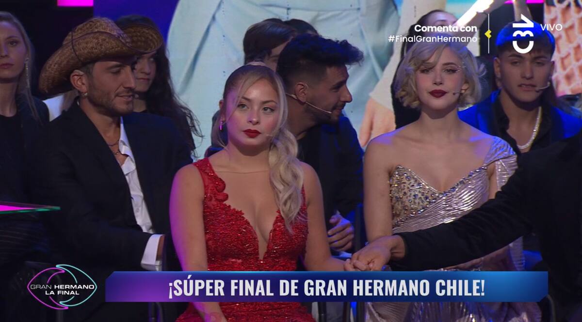 Fede, Skarleth, Ariel, iCata y Hans.
