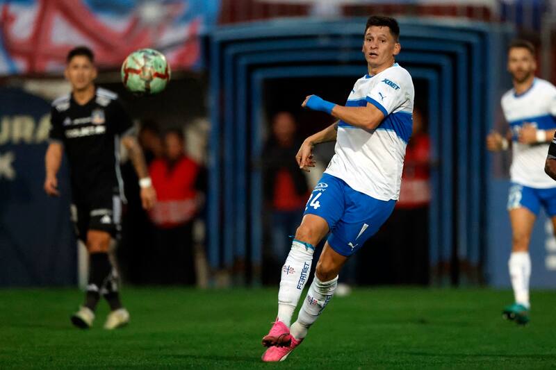 Alfonso Parot quiere renovar en Universidad Católica.