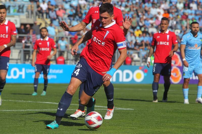 , jugador de Universidad Católica. Foto: Agencia Aton.