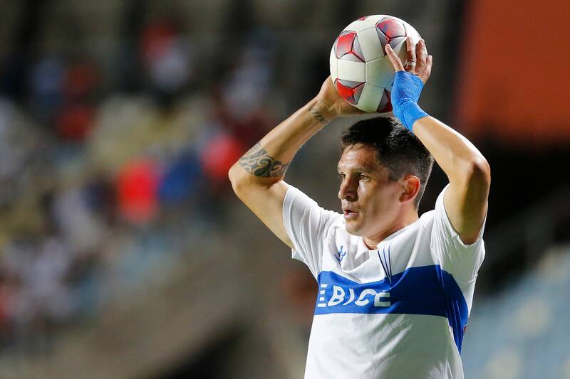 Alfonso Parot, lateral de la Universidad Católica. Foto: Aton.