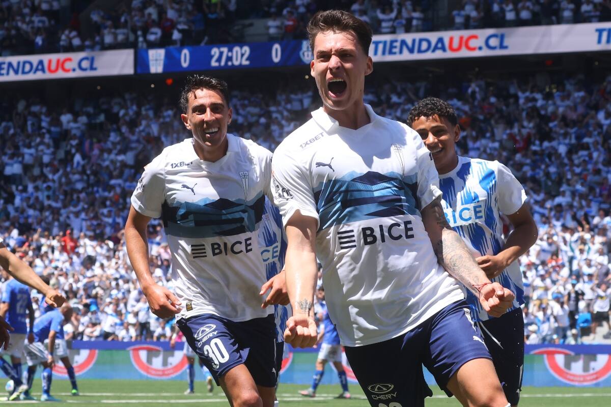 anotó el solitario tanto de Universidad Católica en el Clásico Universitario. Foto: Aton.