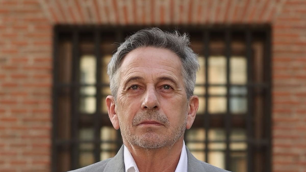 “Tengo una pensión de 152 mil pesos”: Alfredo Castro vuelve a criticar las AFP y a la derecha por las pensiones en Chile